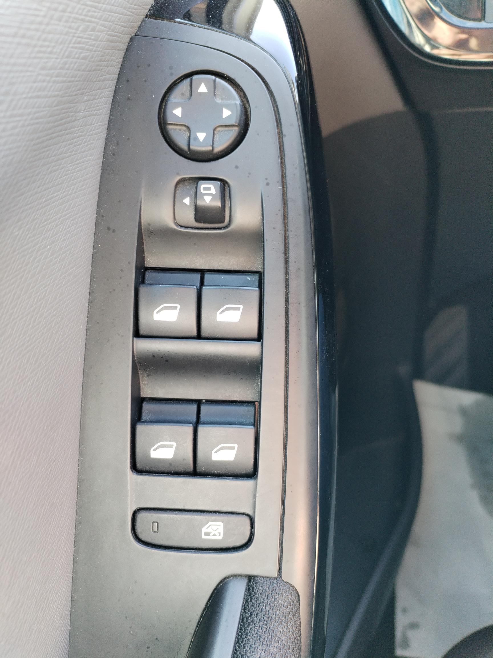 CITROEN         C4 PICASSO II 